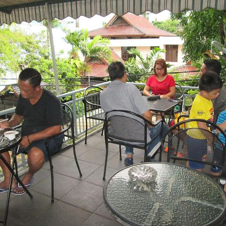 Bamboo Inn Hotel & Cafe Jakarta Exteriér fotografie